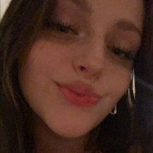 Meet your Posher, Ludivine